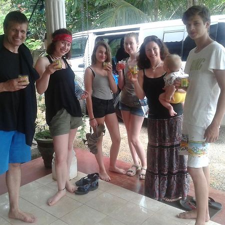 הבאראנה Elephant Safari Lodge Sigiriya Junction מראה חיצוני תמונה