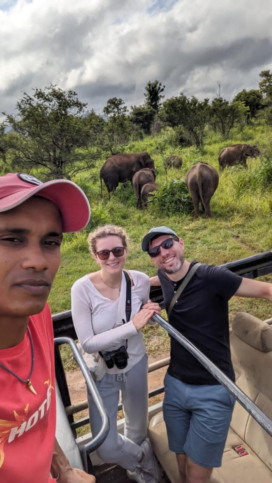 הבאראנה Elephant Safari Lodge Sigiriya Junction מראה חיצוני תמונה