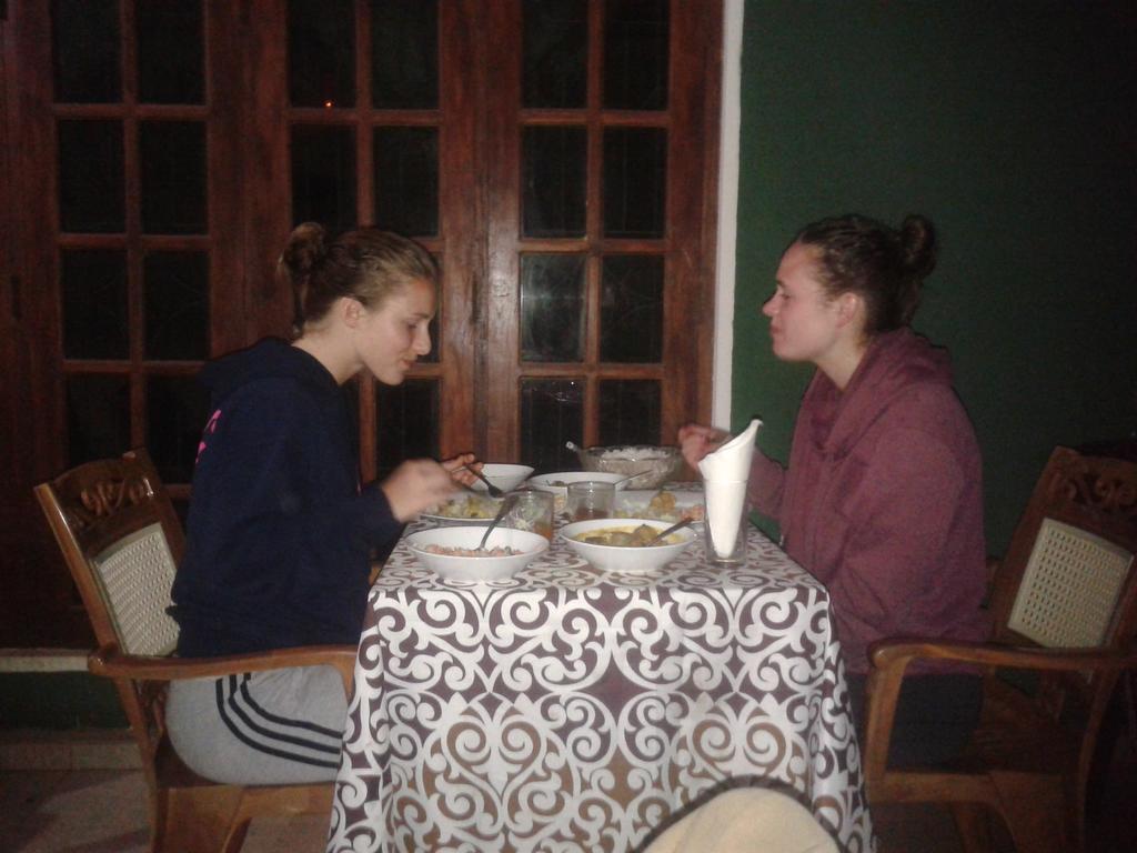 הבאראנה Elephant Safari Lodge Sigiriya Junction מראה חיצוני תמונה